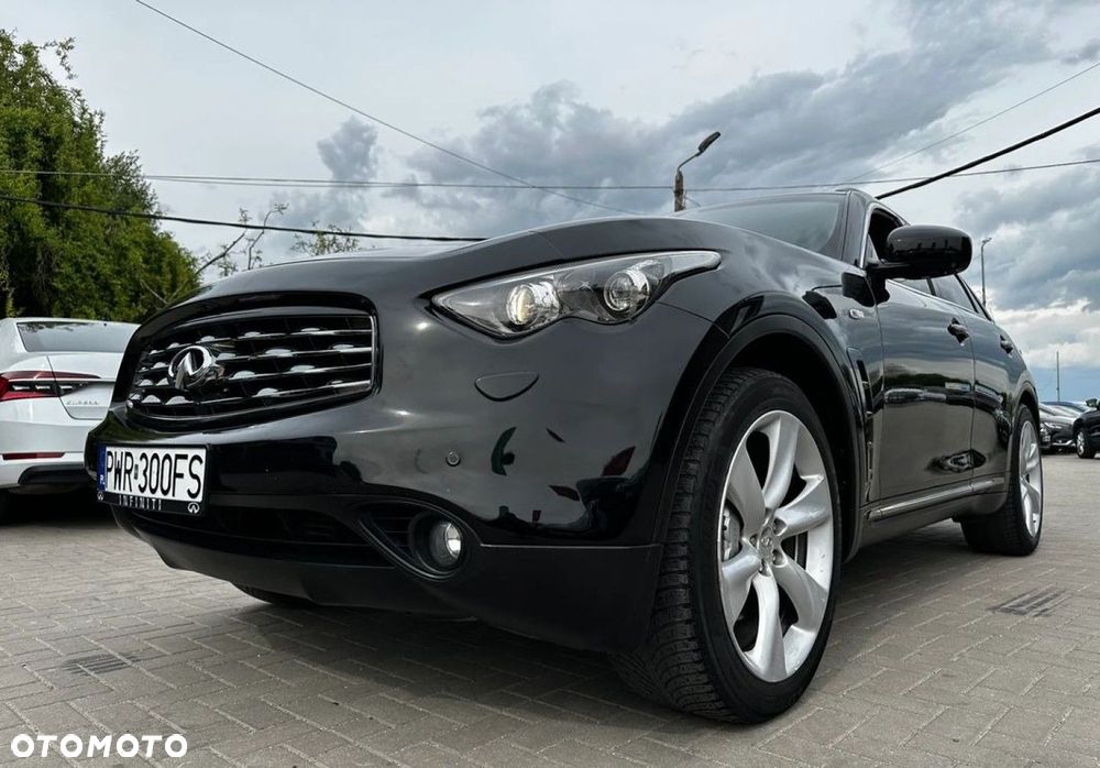 Infiniti FX - 33