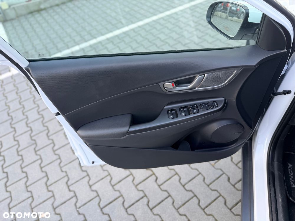 Hyundai Kona Electric 65kWh Platinum - 14