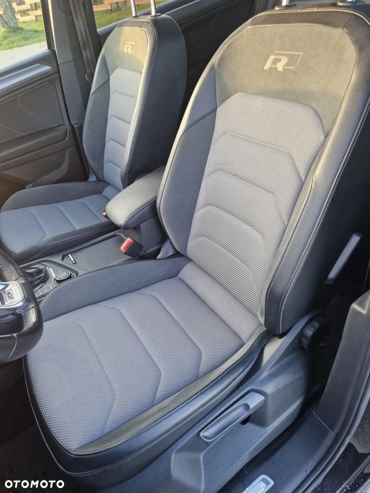 Volkswagen Tiguan - 11