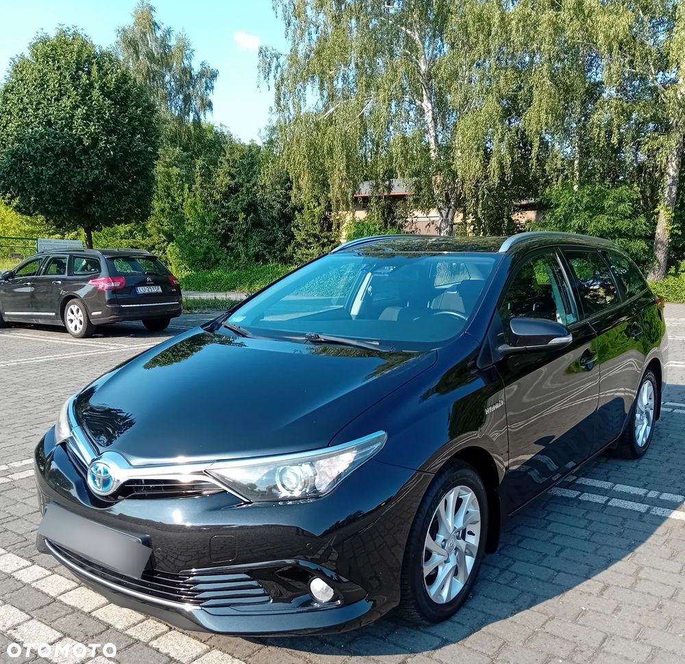 Toyota Auris Hybrid 135 Prestige - 19