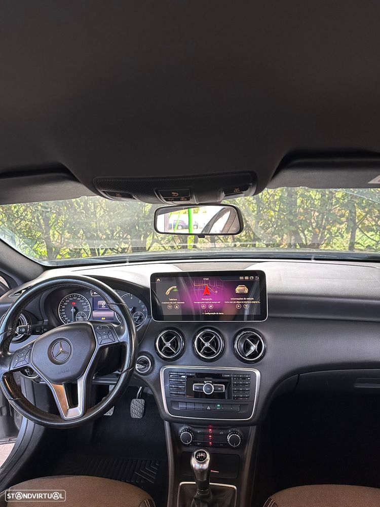 Mercedes-Benz A 180 - 4