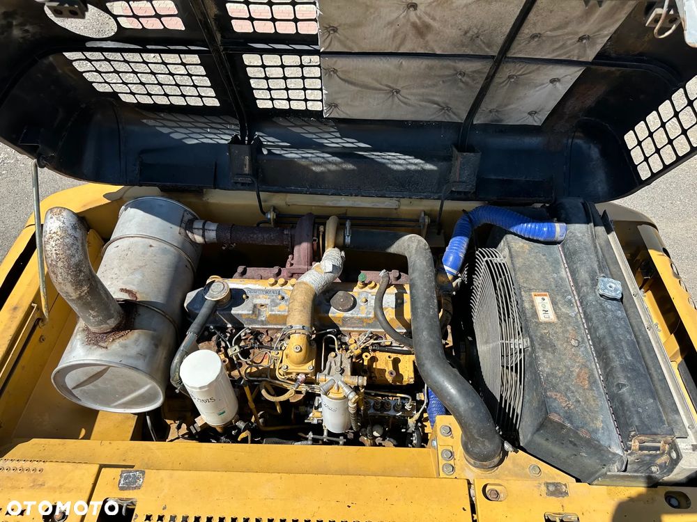 Caterpillar Używana koparka gąsienicowa CAT 318C - 12