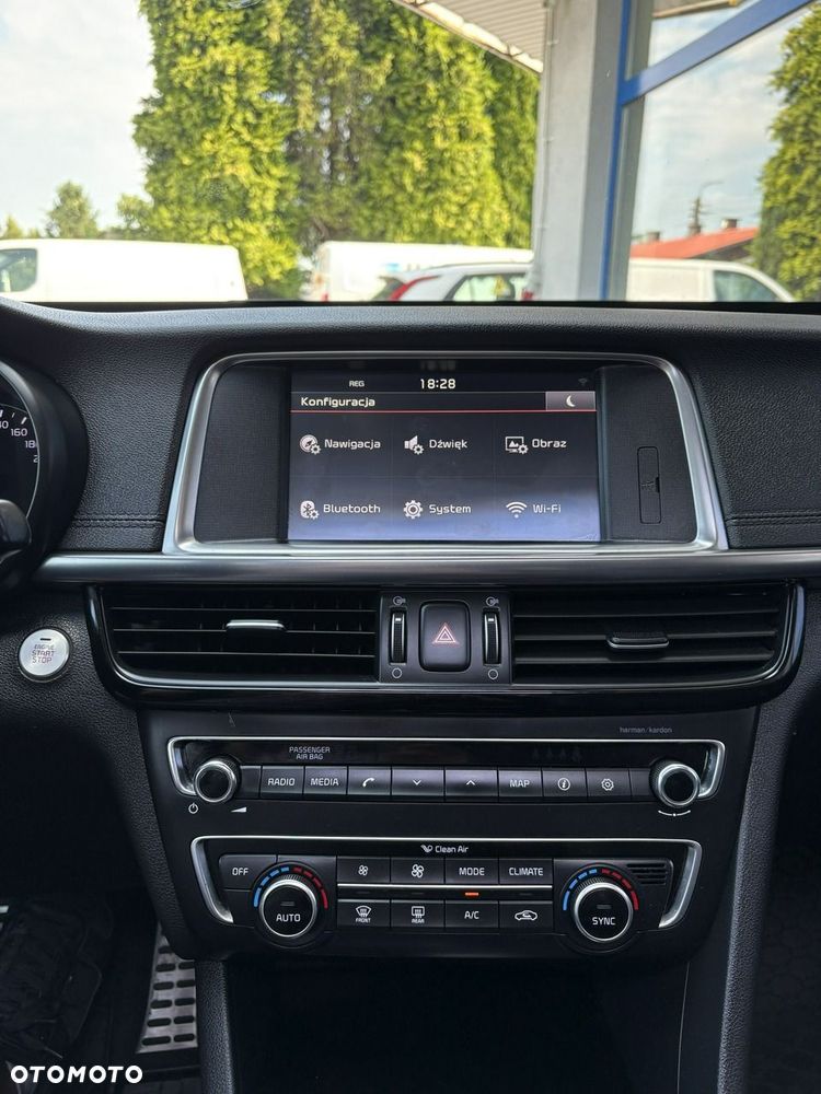 Kia Optima - 30