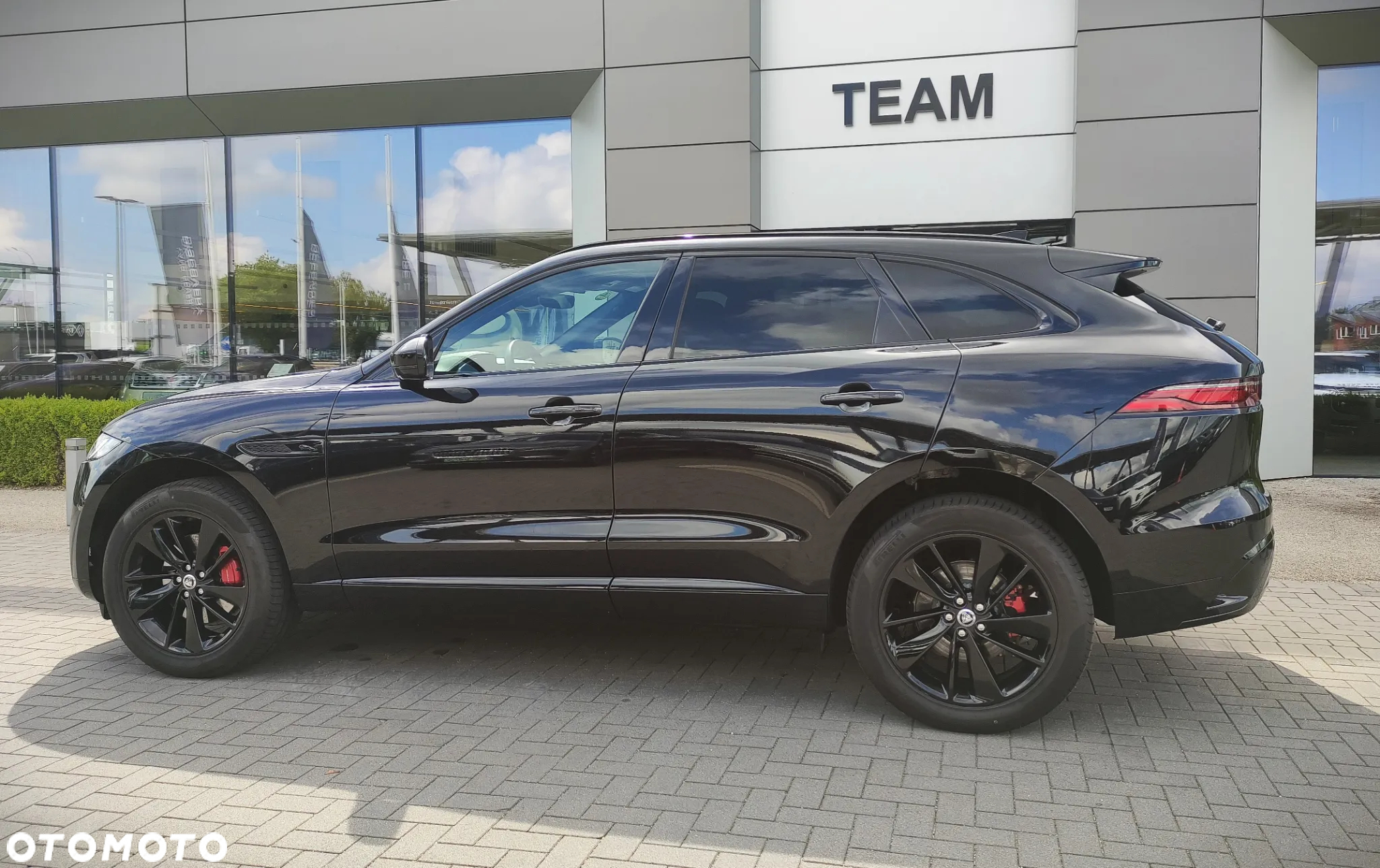 Jaguar F-Pace - 7