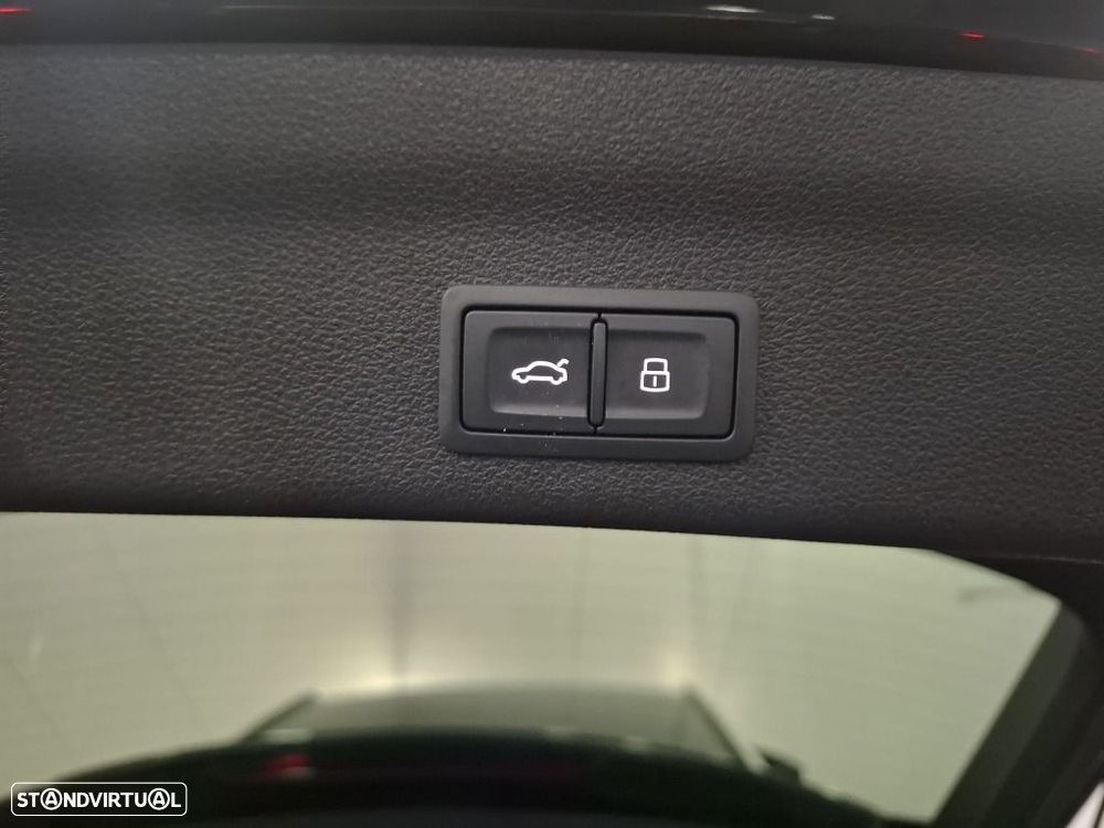 Audi A6 Avant - 16