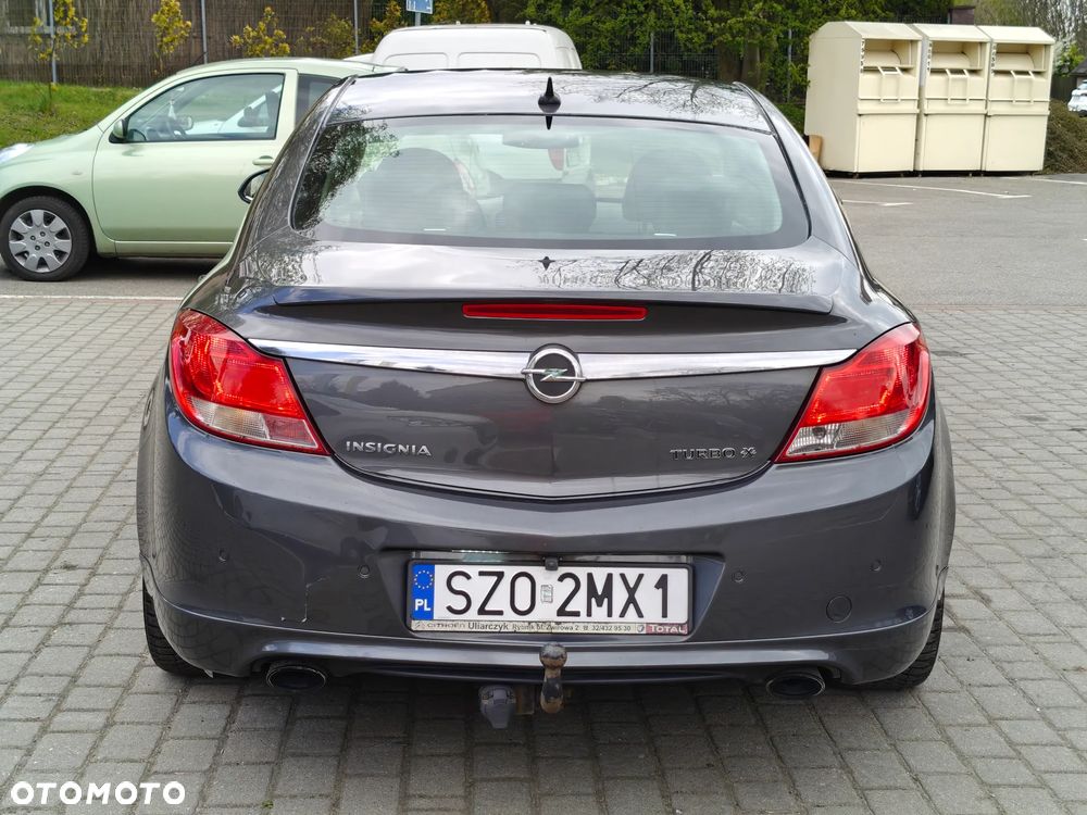 Opel Insignia 2.0 T Cosmo - 9