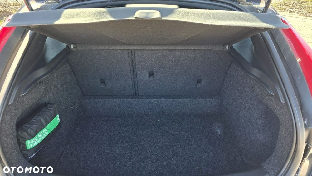 Volvo V40 - 22