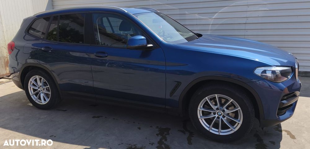 BMW X3 xDrive20i AT - 5