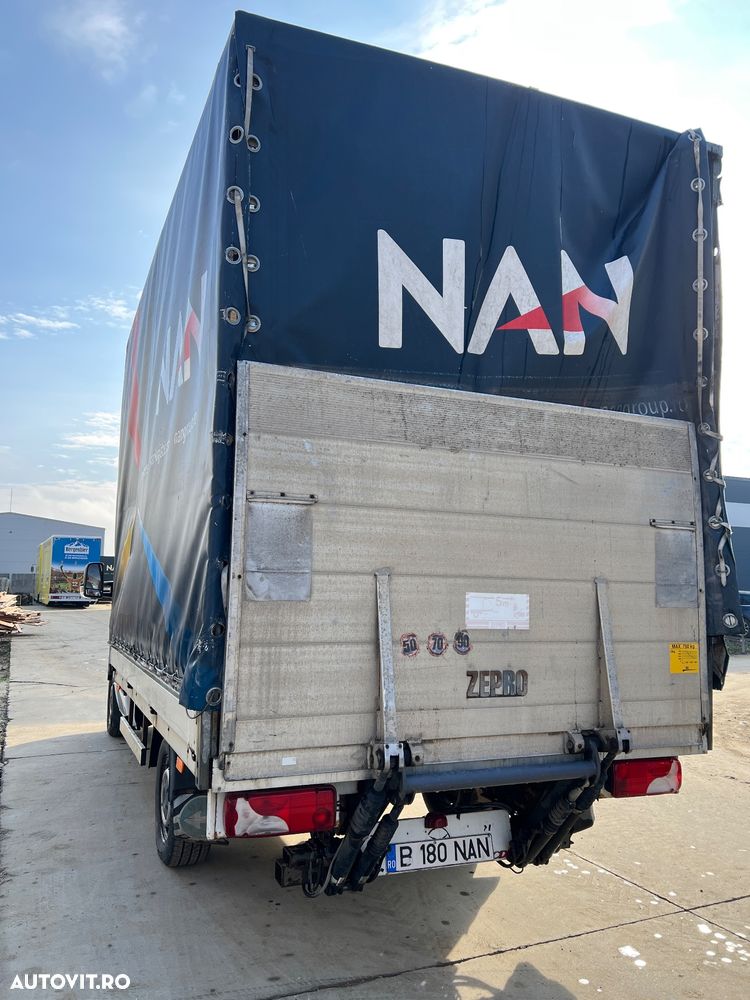 Mercedes-Benz Sprinter - 3