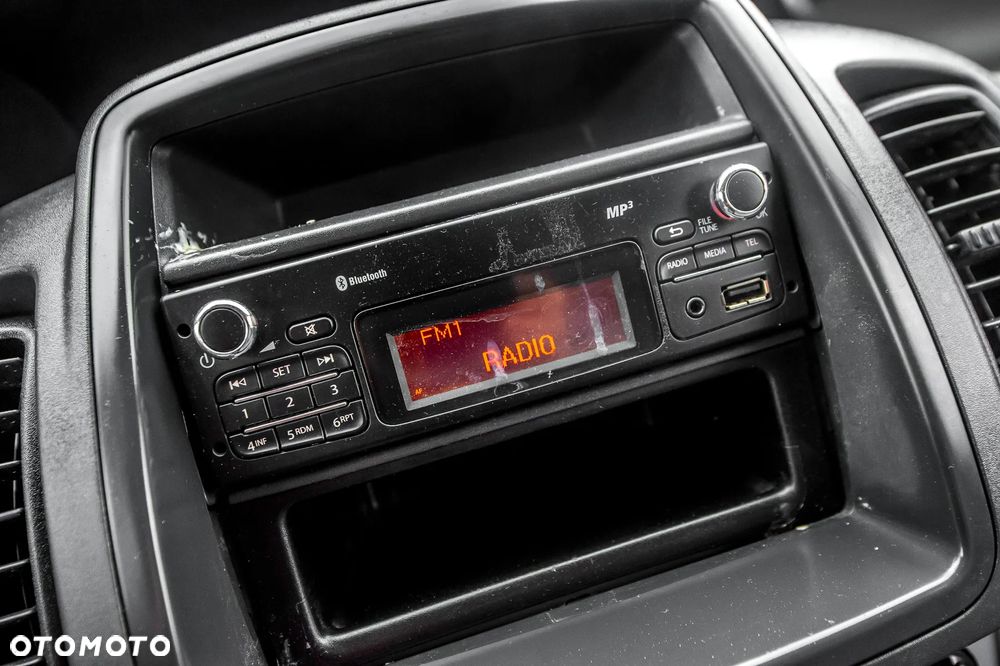Renault Trafic - 19