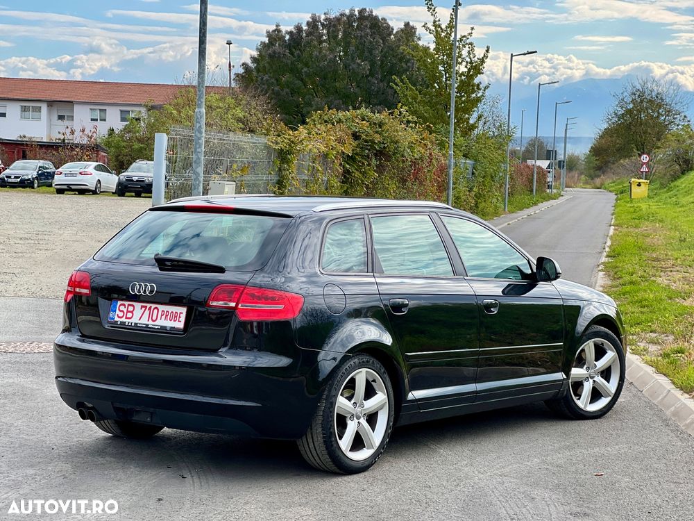 Audi A3 2.0 TDI Sportback DPF S line Sportpaket - 3