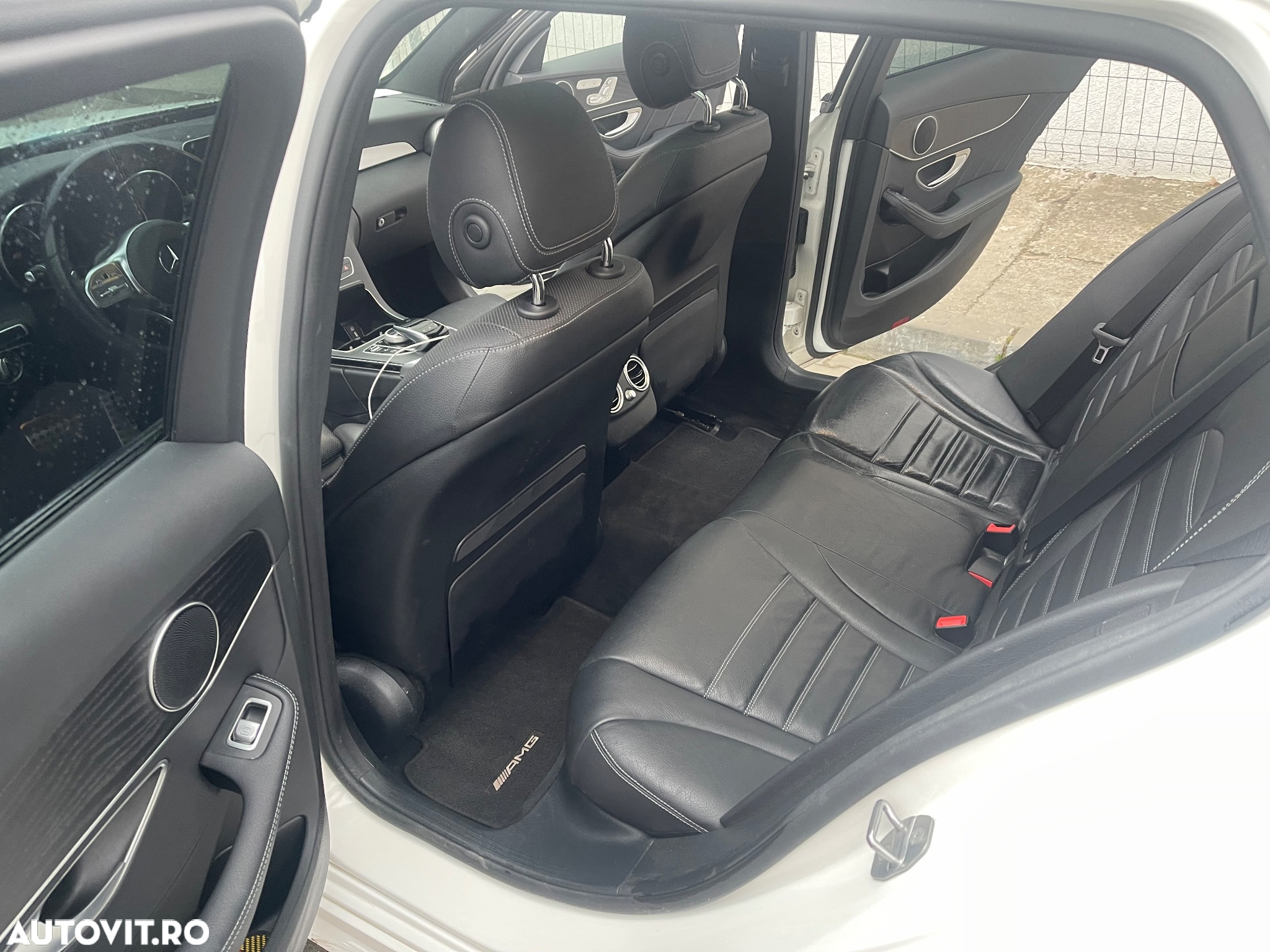 Mercedes-Benz C 220 d 9G-TRONIC AMG Line - 12