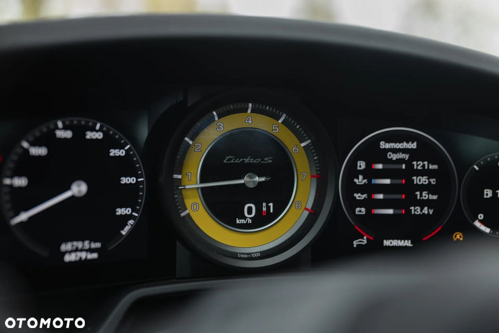 Porsche 911 Turbo S - 21