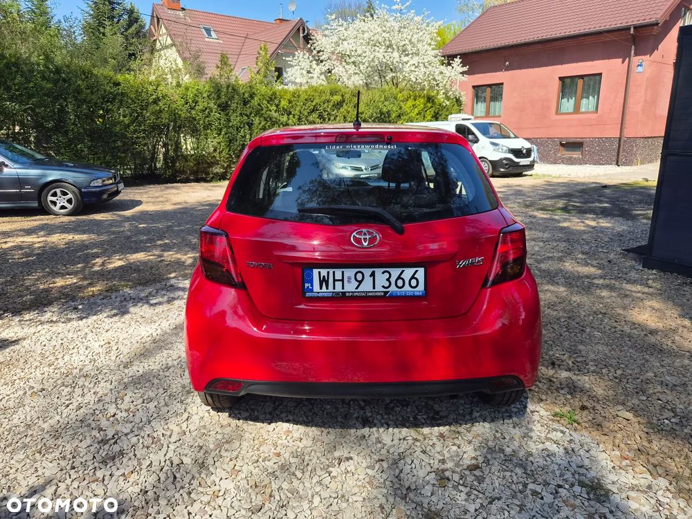 Toyota Yaris 1.0 Active EU6 - 12