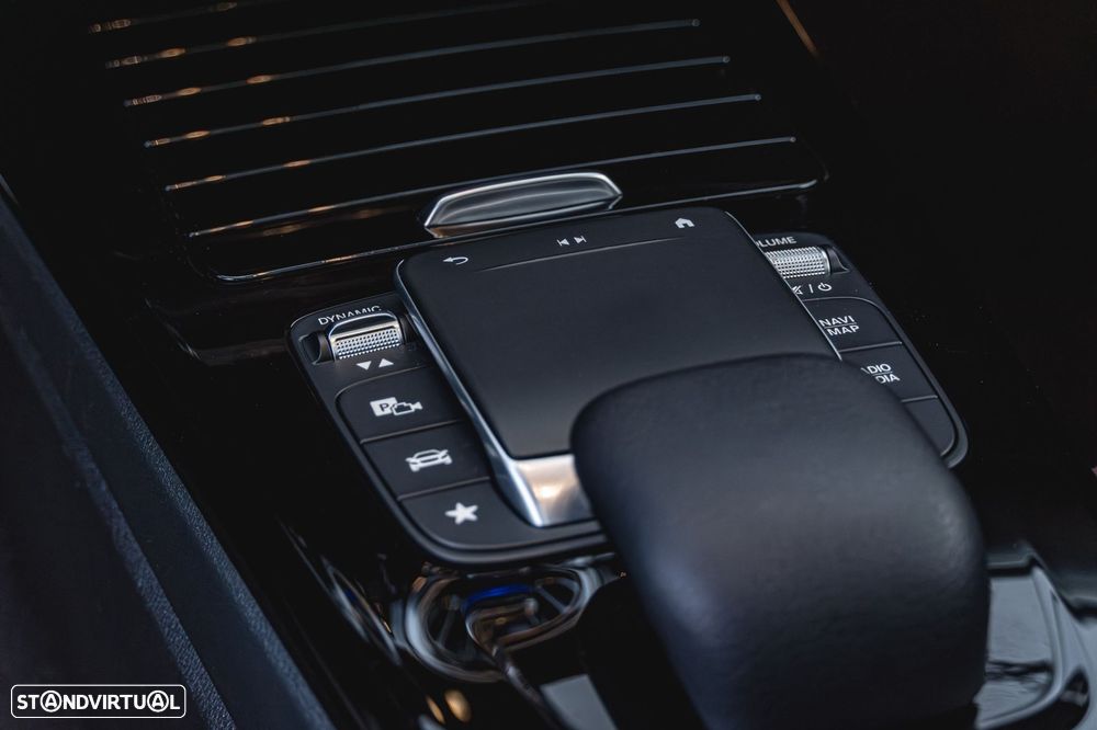 Mercedes-Benz CLA 200 - 23