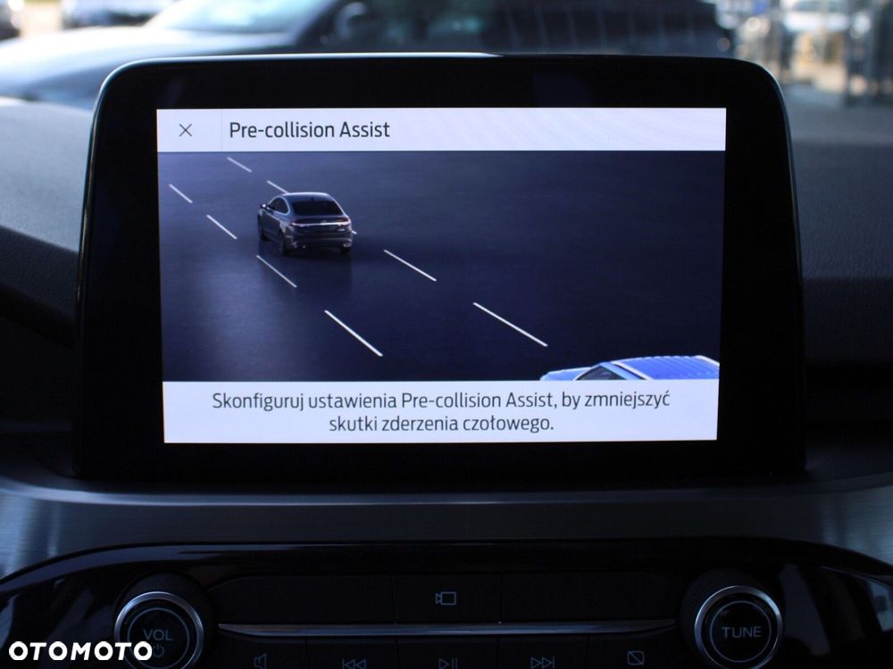 Ford Kuga 2.5 FHEV FWD Titanium - 21