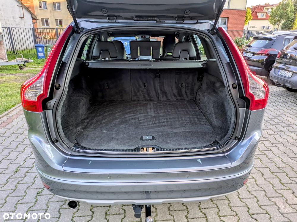 Volvo XC 60 D3 Inscription - 12