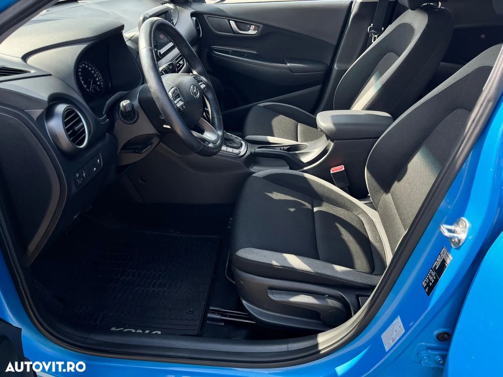 Hyundai KONA - 11