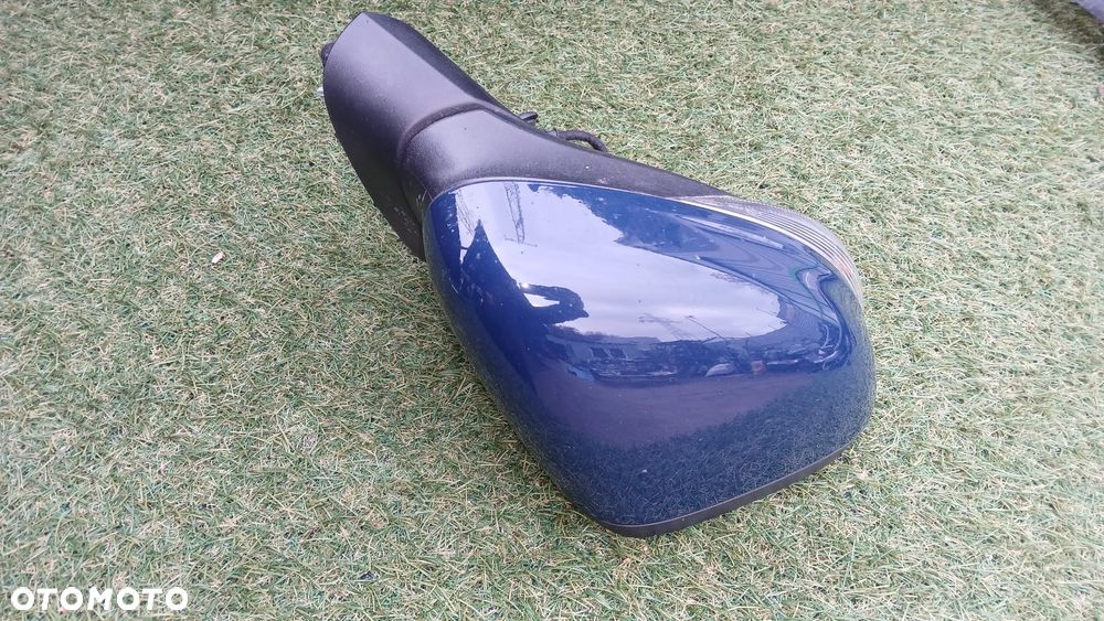 Ford Fiesta MK8 lusterko lewe prawe 10 PIN w kolor EH