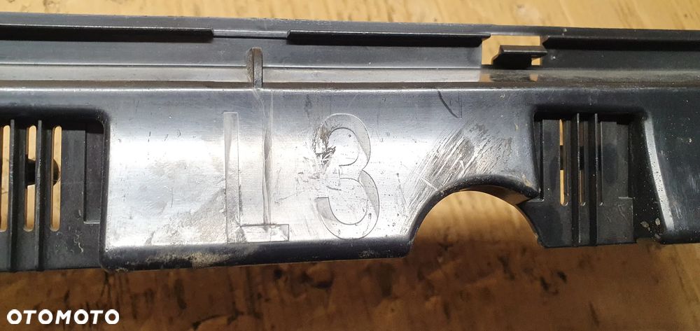 Ślizg mocowanie listwy progowej lewy BMW E90 E91 7202659 - 6