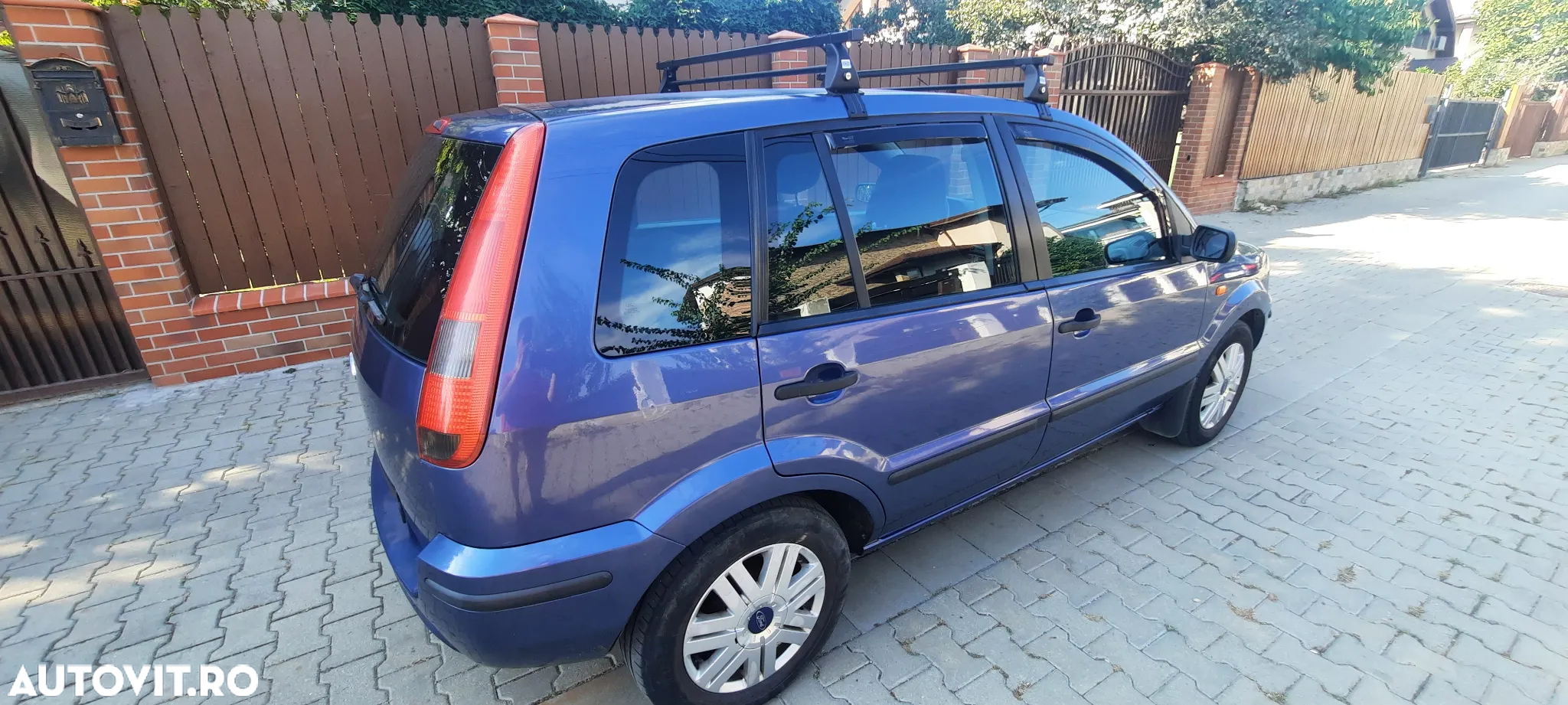 Ford Fusion 1.6 Comfort - 19