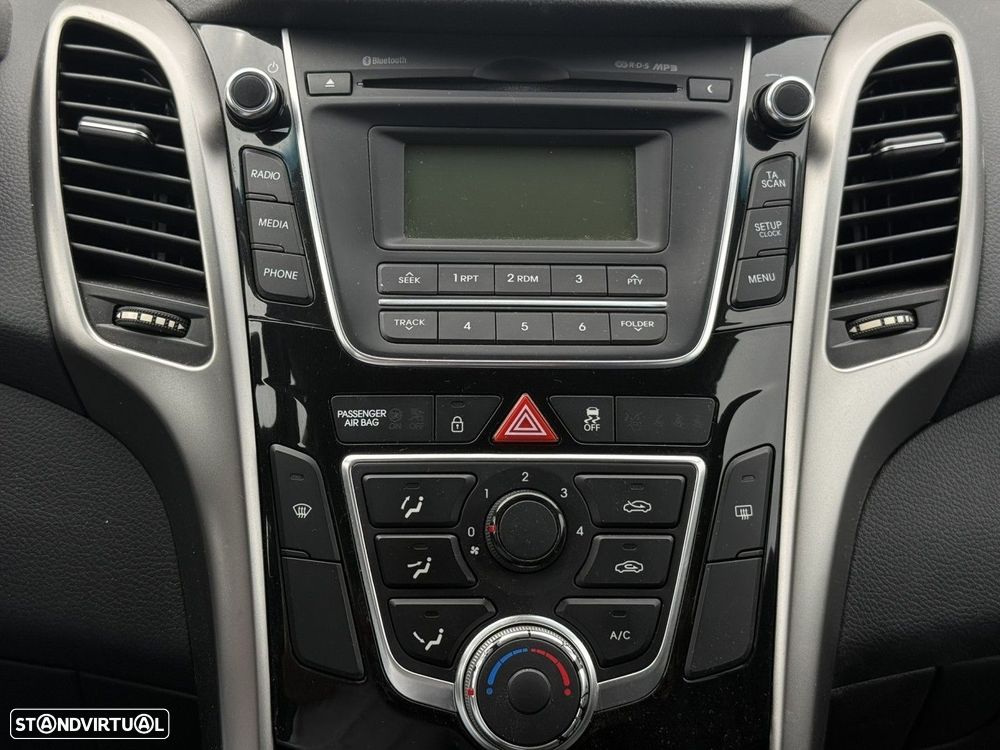 Hyundai i30 SW 1.4 CRDi Blue Active - 8