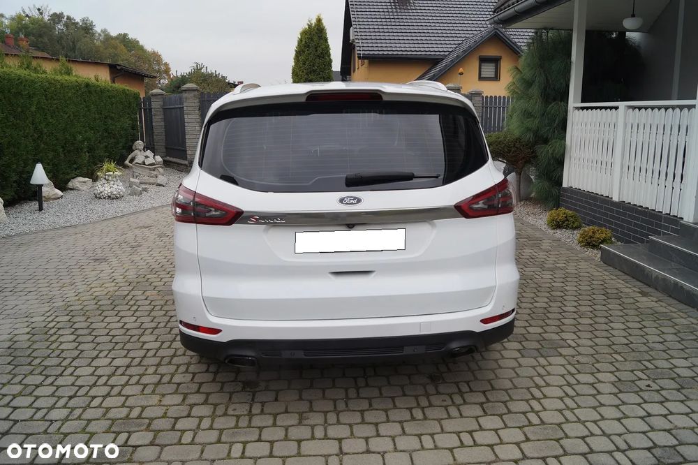 Ford S-Max 2.0 EcoBoost Titanium - 16