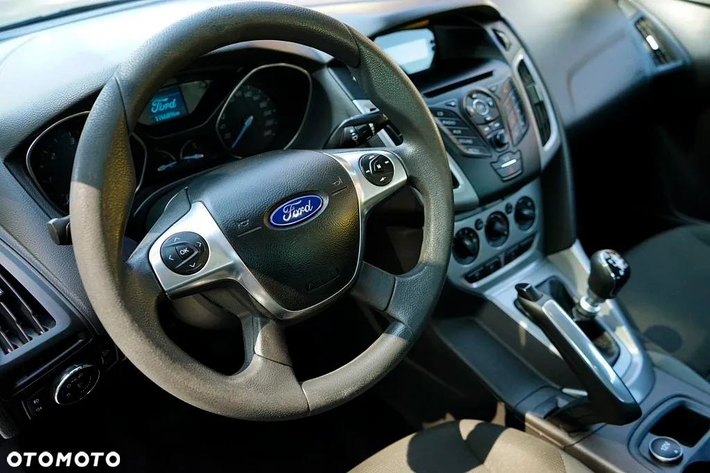 Ford Focus - 22