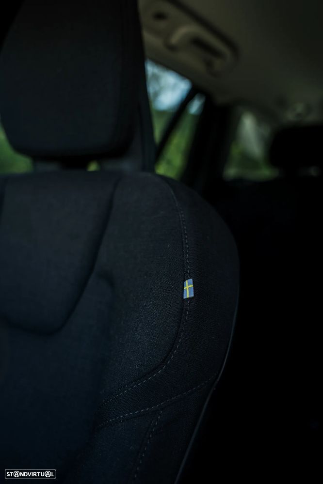 Volvo V60 2.0 T6 AWD TE Inscription Expression - 33