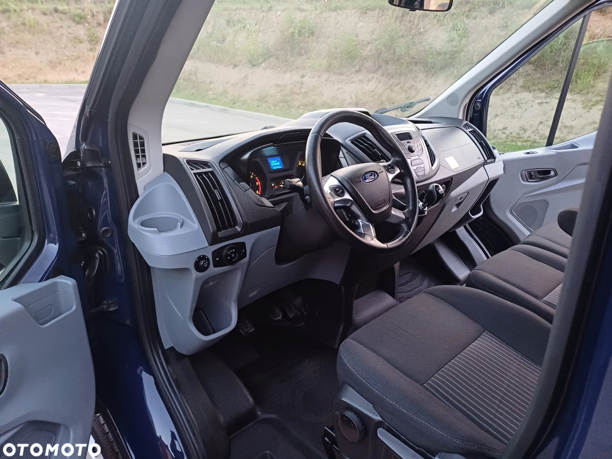 Ford Transit - 17