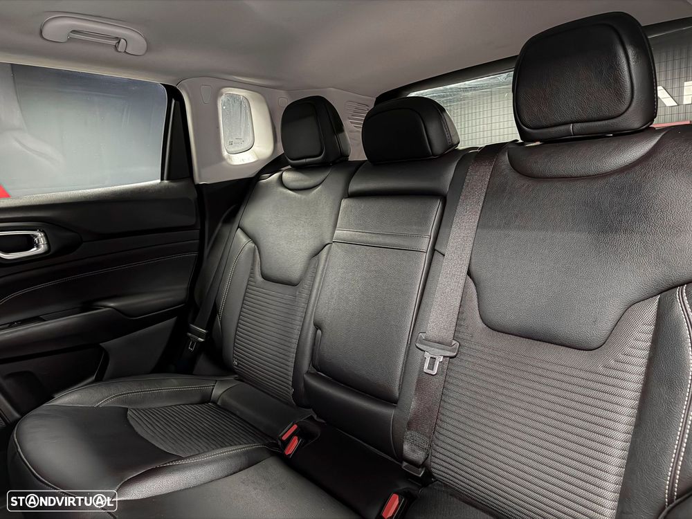 Jeep Compass - 11