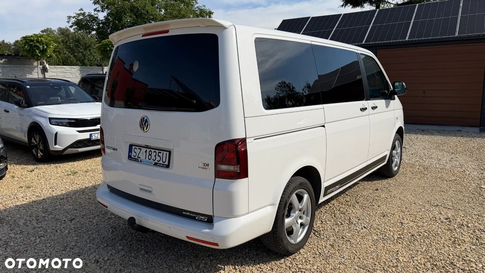 Volkswagen Multivan - 8