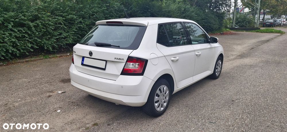 Skoda Fabia 1.0 Ambition - 4