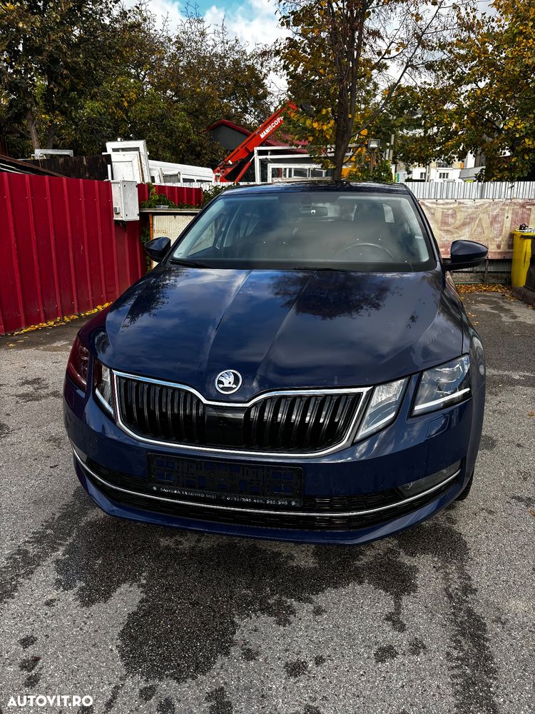 Skoda Octavia - 1