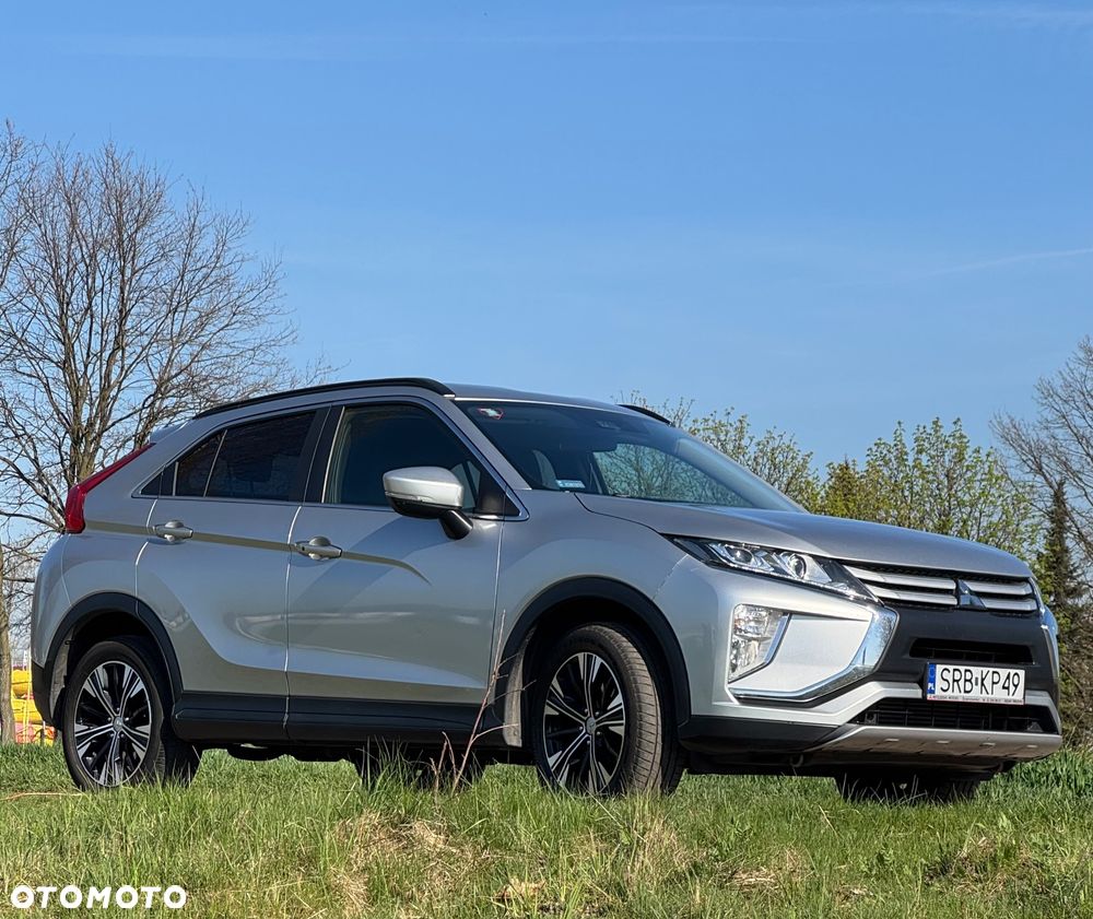 Mitsubishi Eclipse Cross 1.5 T Invite Plus - 1