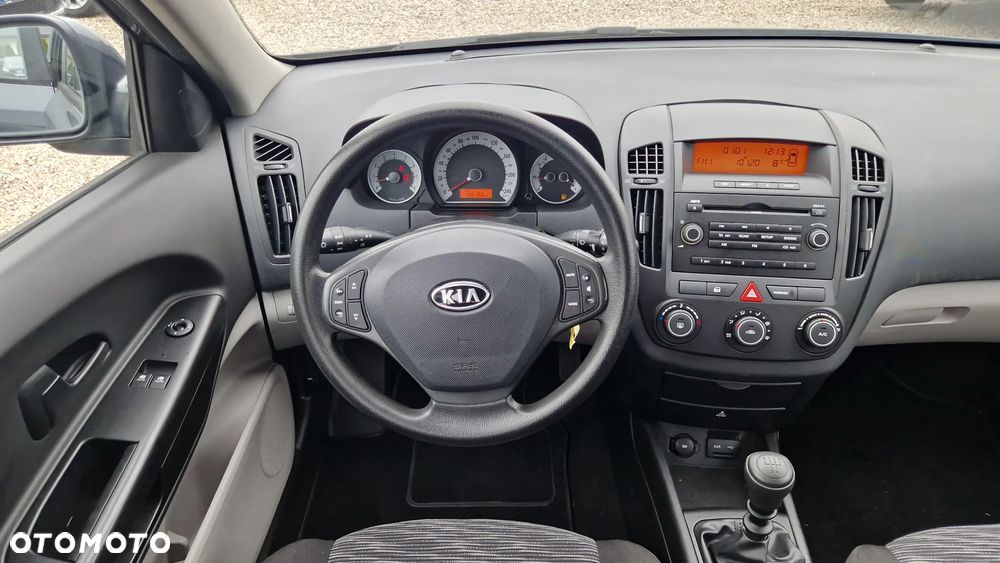 Kia Ceed 1.4 CVVT LX - 10