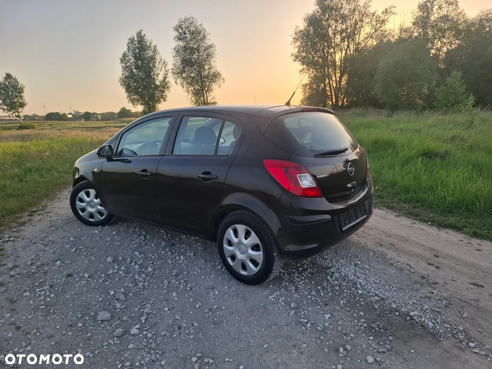 Opel Corsa 1.2 16V Enjoy - 6