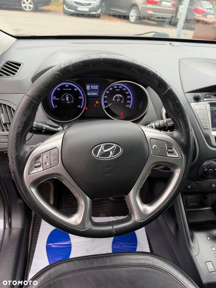 Hyundai ix35 2.0 CRDi 4WD Automatik Premium - 17
