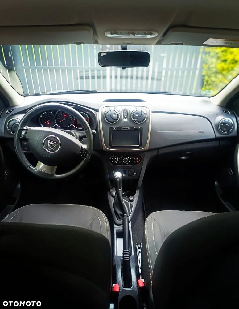 Dacia Sandero TCe 90 Laureate - 17