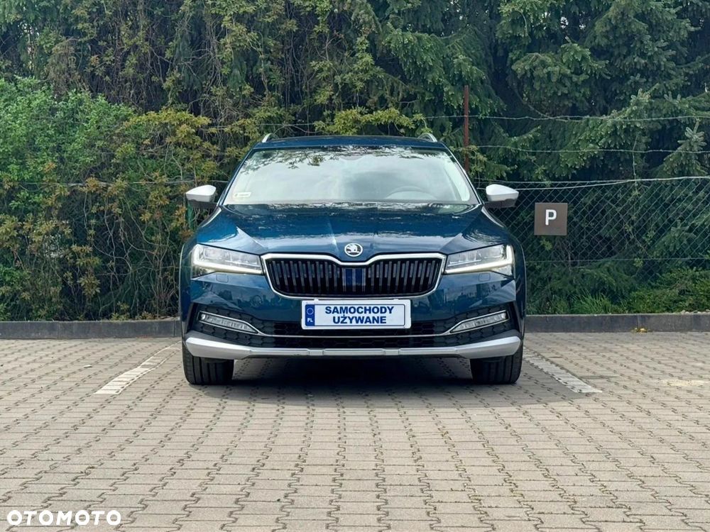 Skoda Superb 2.0 TDI SCR 4x4 Scout DSG - 24