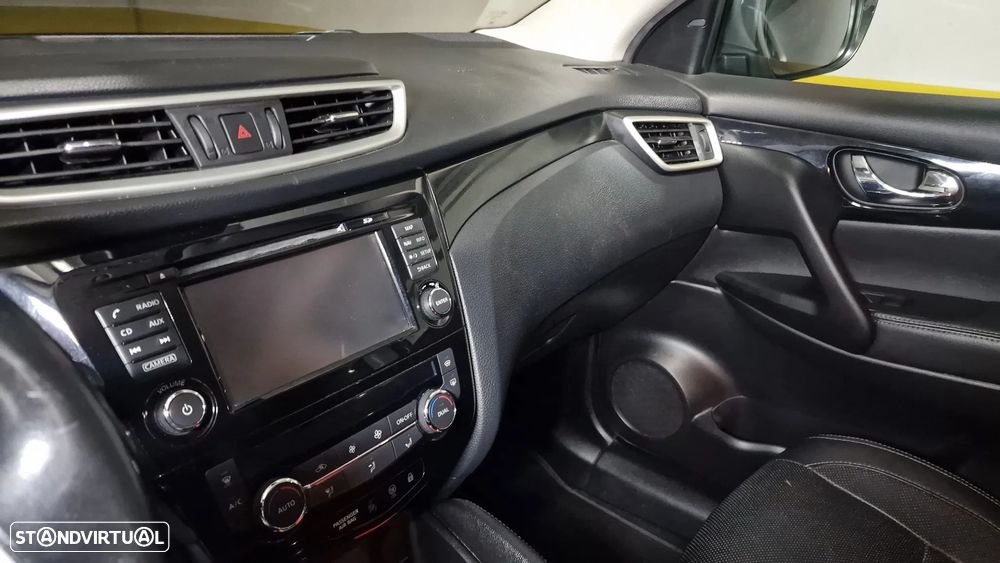 Nissan Qashqai 1.6 dCi Tekna Premium - 13