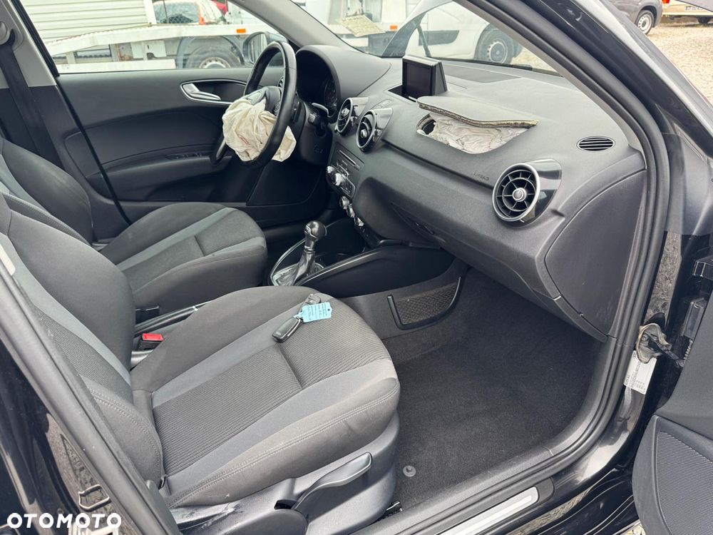 Audi A1 Sportback 1.6 TDI Design S tronic - 17