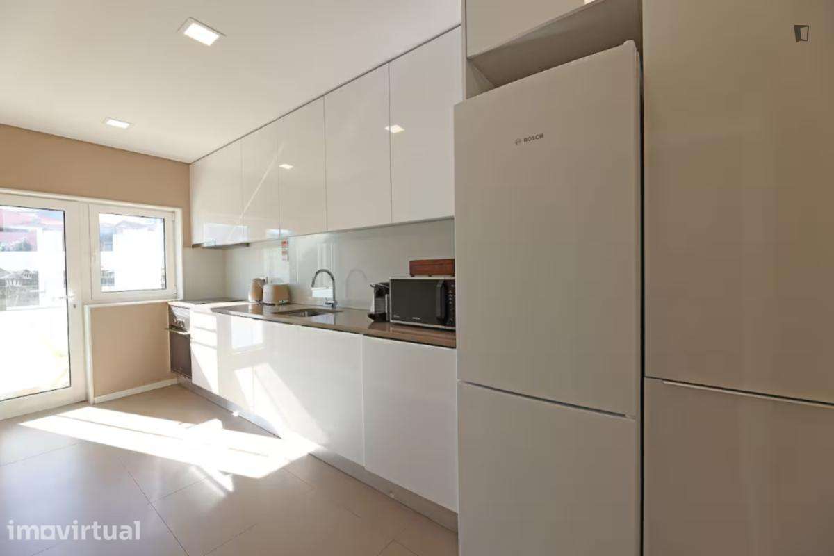 Apartamento com 2 quartos - localizado em Ramalde Porto - Grande imagem: 4/21