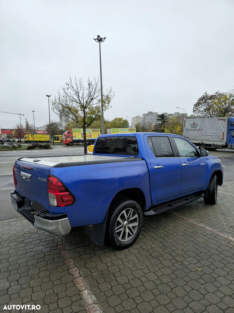 Toyota Hilux - 4