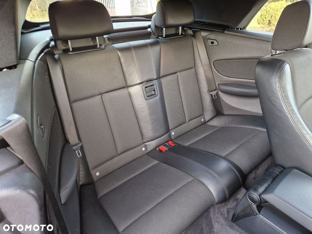 BMW Seria 1 118d DPF - 23