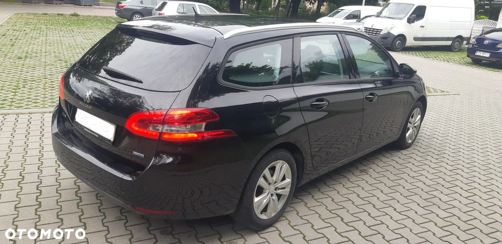 Peugeot 308 SW BlueHDi 150 Automatik Stop & Start Allure - 10