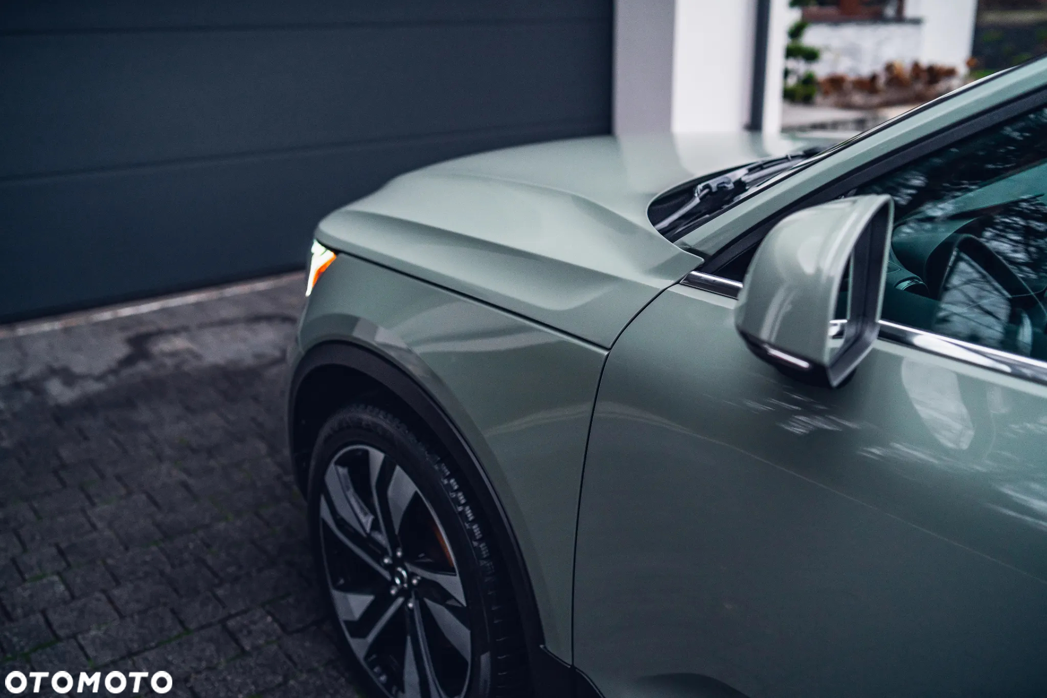 Volvo XC 40 B5 AWD Ultimate Bright - 19