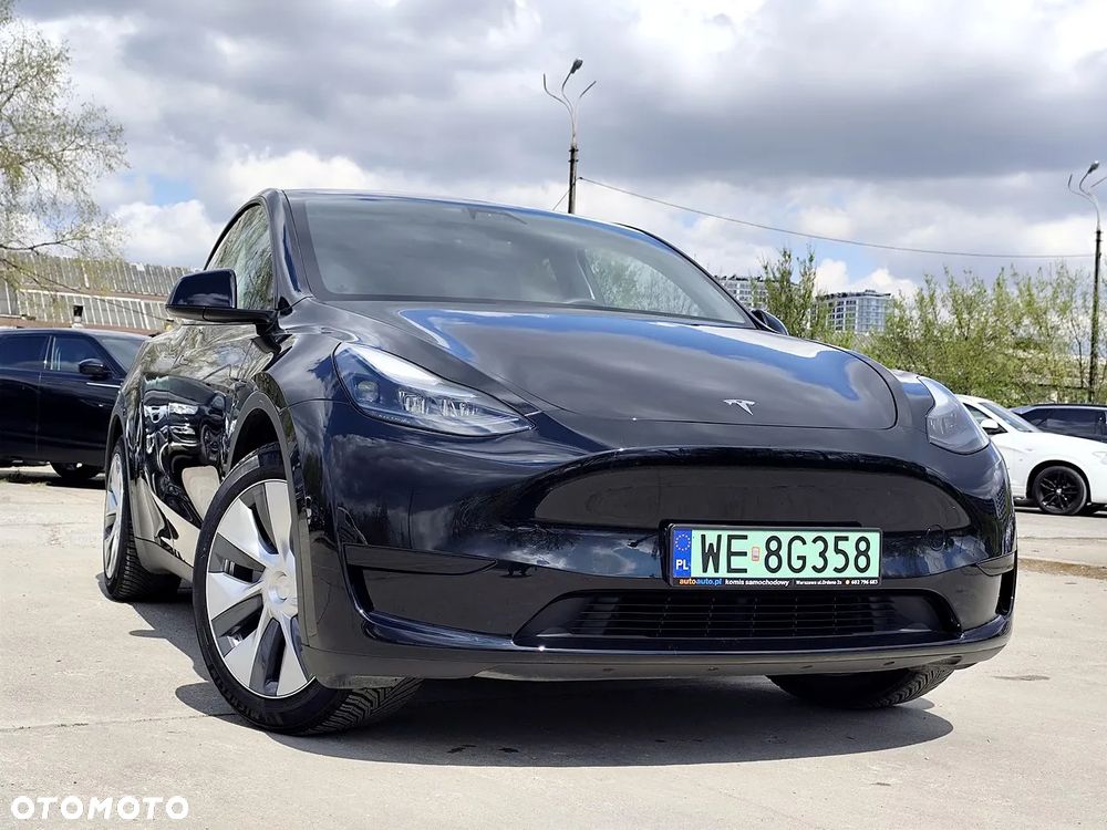Tesla Model Y RWD - 1