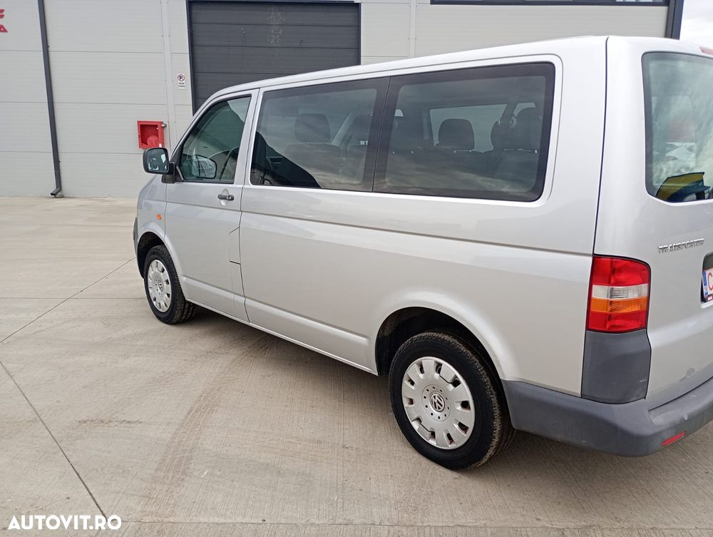 Volkswagen Transporter Shuttle Kurz - 4