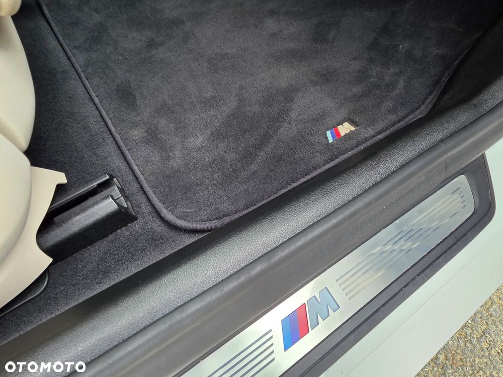 BMW Seria 5 520d xDrive M Sport Edition - 17